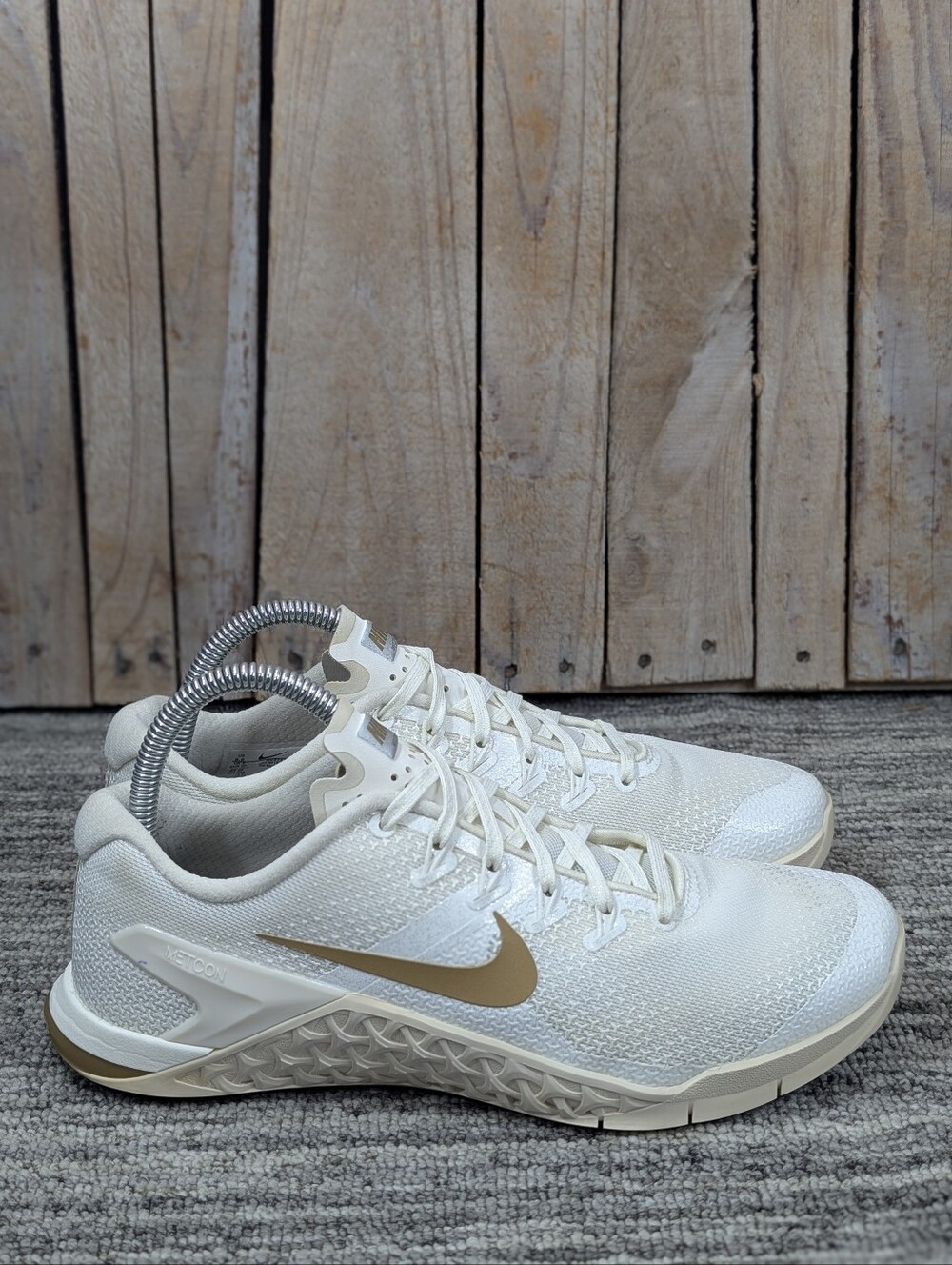 Nike: Women's Metcon 4 - Size 8.5